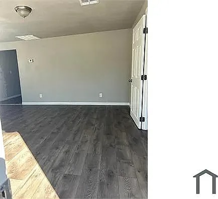 Building Photo - 212 W Blacklidge Dr