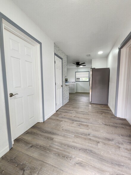 Entrance - 7911 Napoleon St