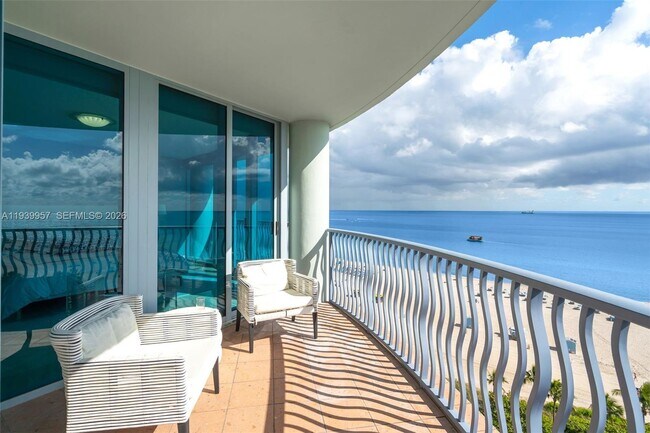 Building Photo - 1500 Ocean Dr