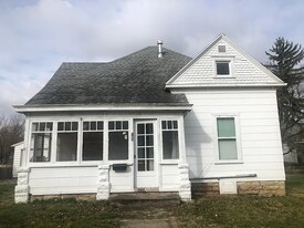 Building Photo - 183 N Pearl St