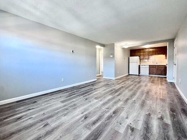 Building Photo - 17 Old Colony Ln