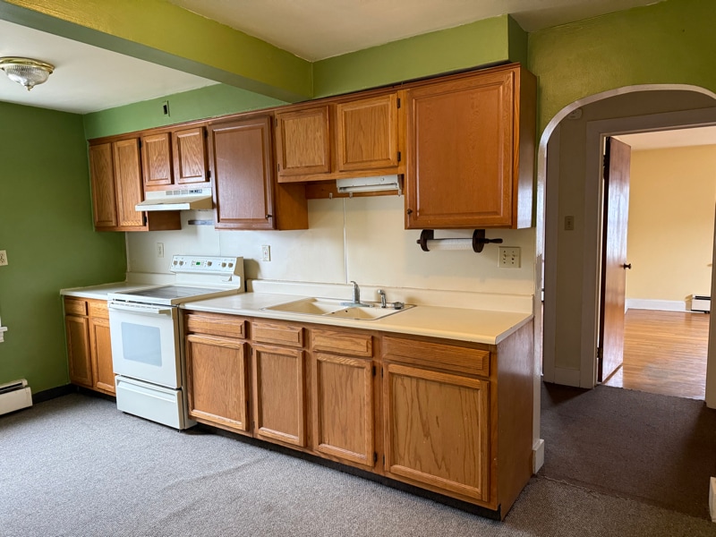 Building Photo - 261 E St