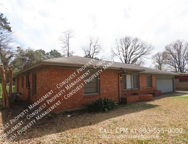 Building Photo - Spacious 3 Bedroom, 1-1/2 Bath Home in Tyler!