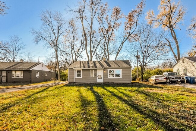 Building Photo - 8620 Graham Ln