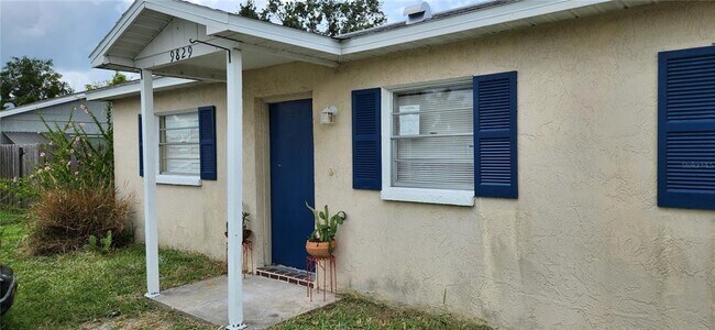 Building Photo - 9831 Grace Dr
