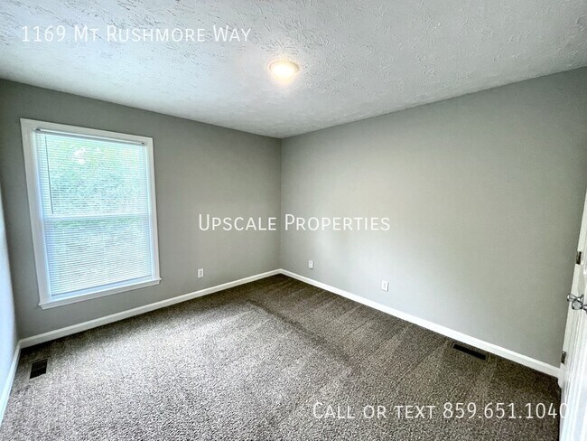 Building Photo - 1169 Mt Rushmore Way