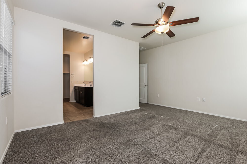 Building Photo - 4859 E Rhodium Dr