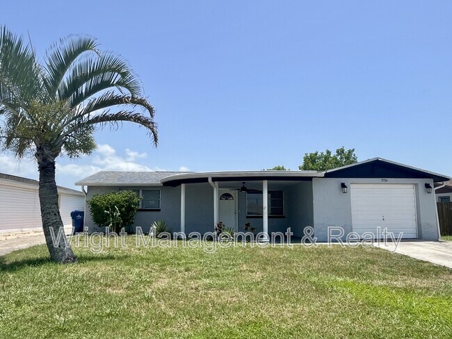 Building Photo - 3716 Cedarwood Dr