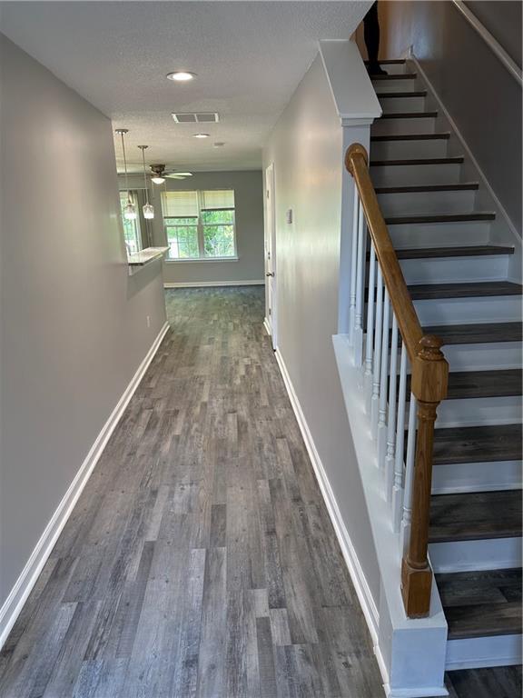Building Photo - 139 Shenandoah Dr