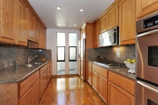 Building Photo - 5944 Ascot Dr