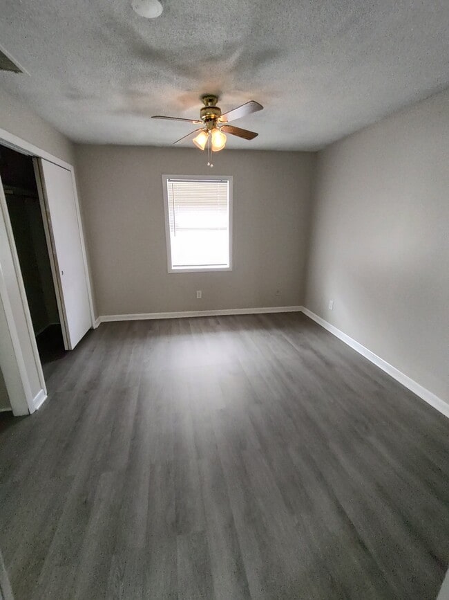 Building Photo - High St and Lelia St