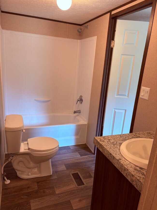 Building Photo - 597 FM 3228