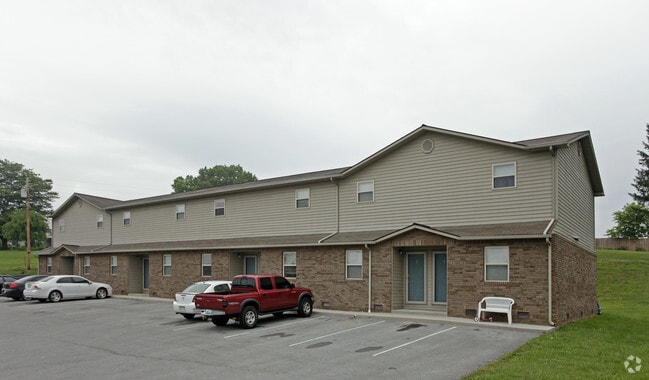Primary Photo - 394 Straight Creek Rd