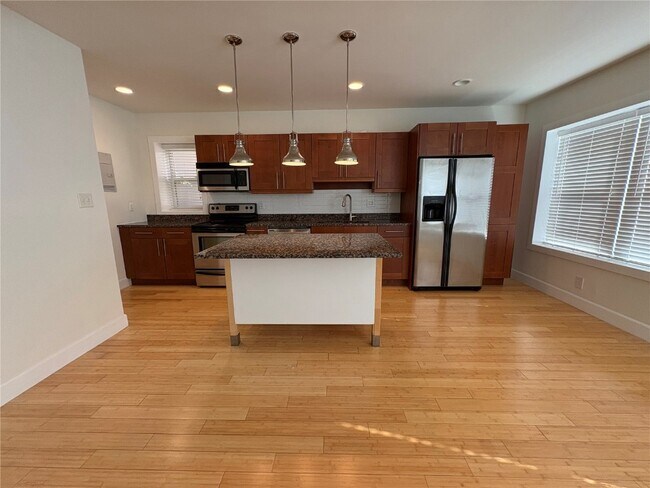 Building Photo - 4228 McPherson Ave