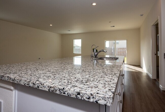 Building Photo - 5903 Grantgrala Dr