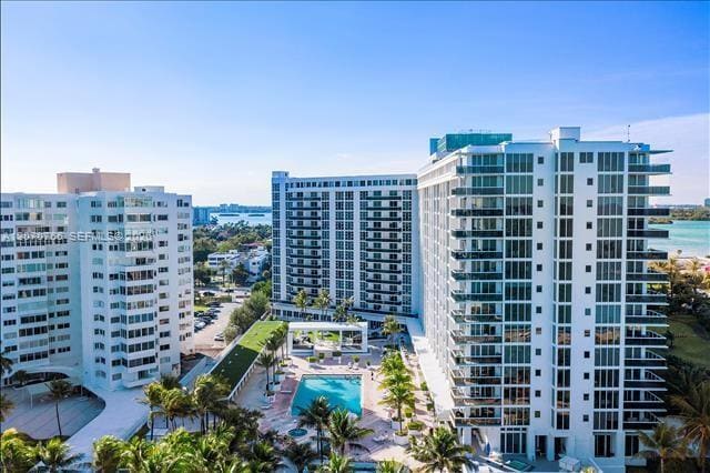 Building Photo - 10275 Collins Ave