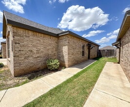 Building Photo - 3-bedroom in Cooper ISD!