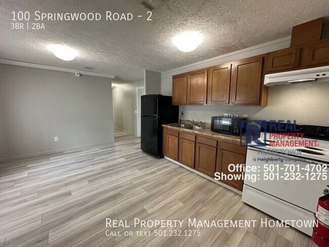Building Photo - 100 Springwood Rd