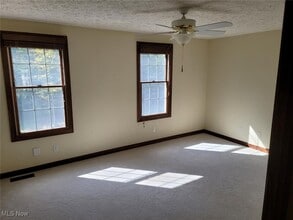 Building Photo - 4466 Forest Brooke Ct N