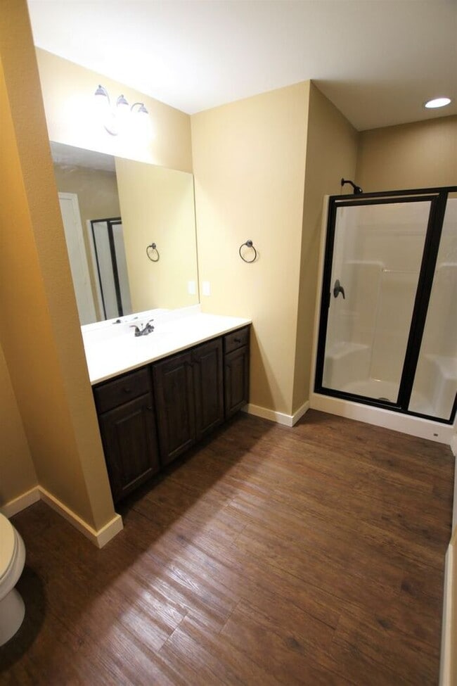 Building Photo - Available Now: 3 Bedroom, 2 Bathroom Town ...