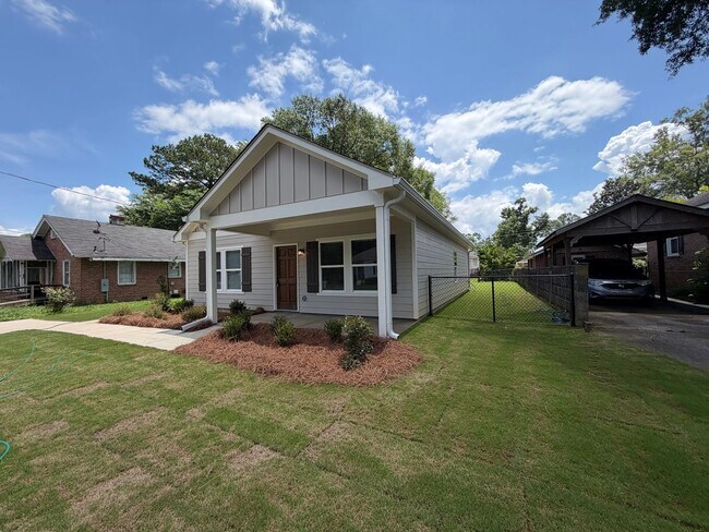 Building Photo - Brand New 3/2 House in Celanese- $1,995