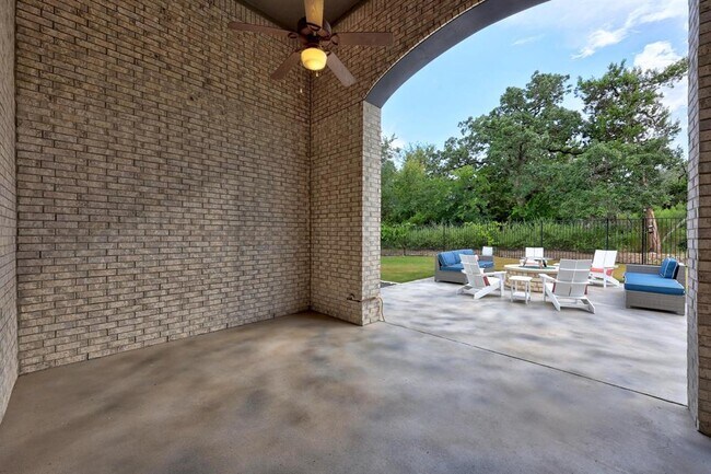 Building Photo - 2124 Cotton Farm Trl