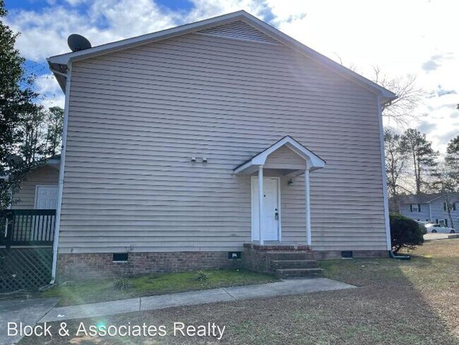 Primary Photo - 2 br, 1.5 bath House - 1 Jadewood Court A