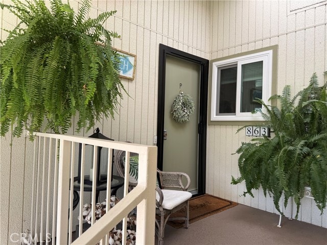 Building Photo - 863 Ronda Mendoza