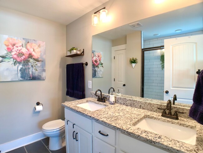 Building Photo - 7372 Winding Way