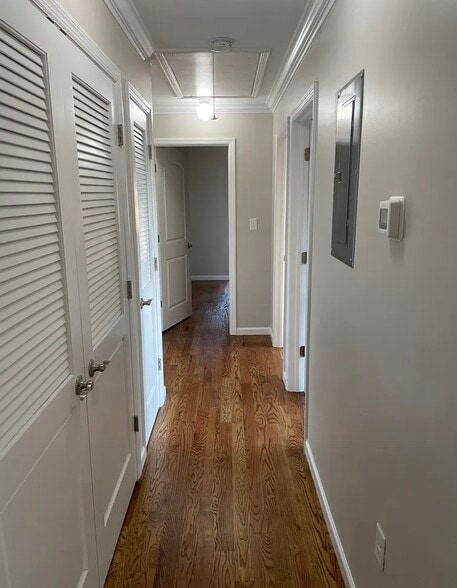 Building Photo - 234 Palmer St