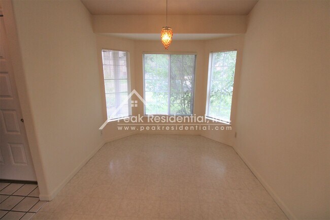 Building Photo - Nice 3bd/2ba House with 2 Car Garage near Bell & Rio Linda Blvd