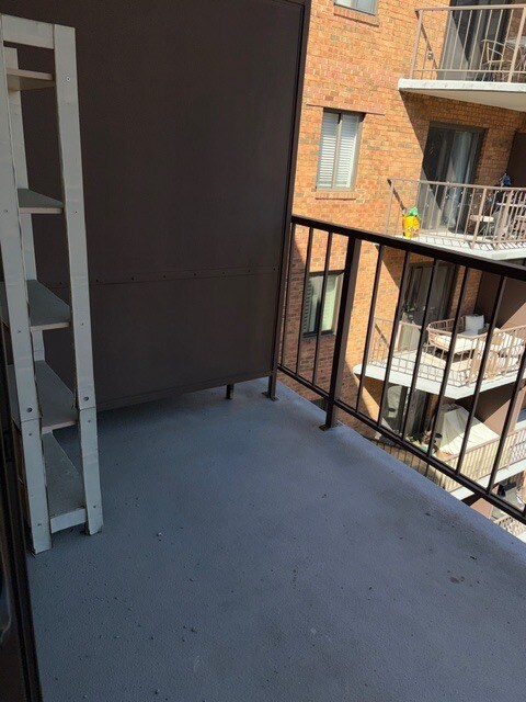 Private balcony - 1718 P St NW