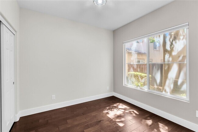 Building Photo - 4028 Landau Ct