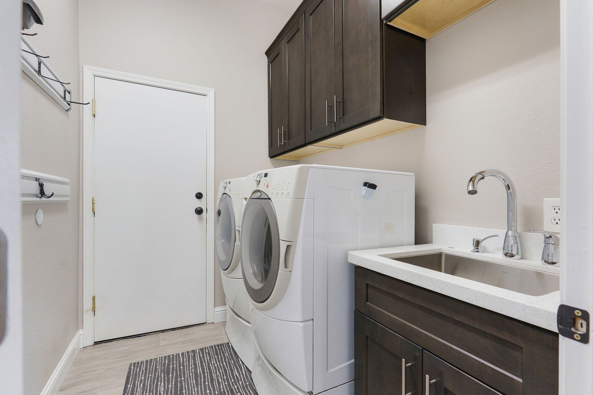 Building Photo - 1369 Palmerston Loop