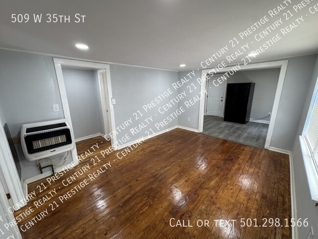Building Photo - 509 W 35th St