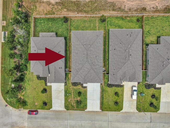 Building Photo - 3609 Oakvale Dr
