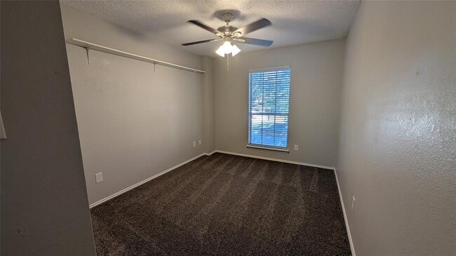 Building Photo - 12927 Marimba Trail