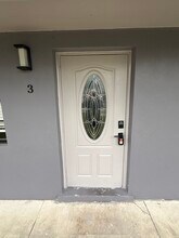 Building Photo - 2247 Taylor St