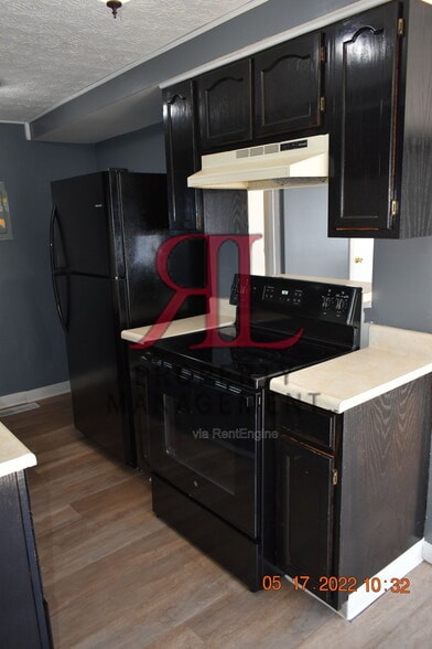 Building Photo - 2501 Burgandy Ln