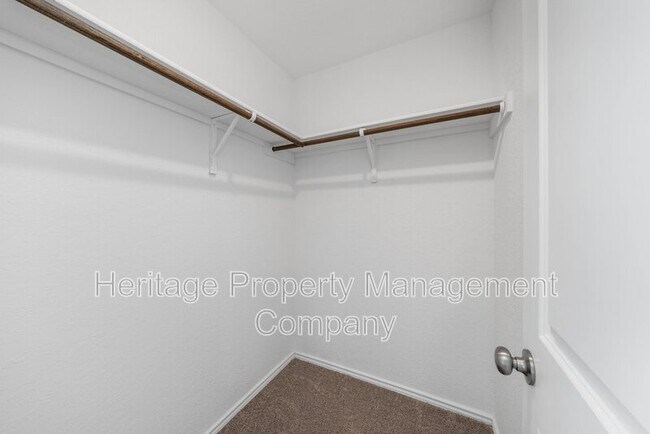 Building Photo - 4284 Thalweg Way