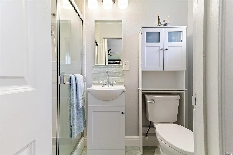 Building Photo - 352 Los Cerritos Dr