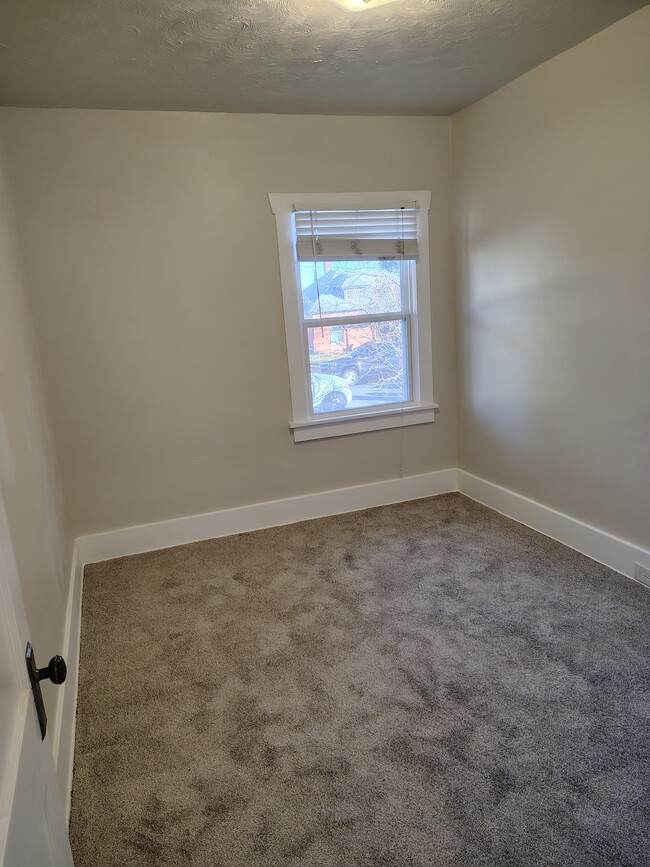 Building Photo - 3855 Julian St