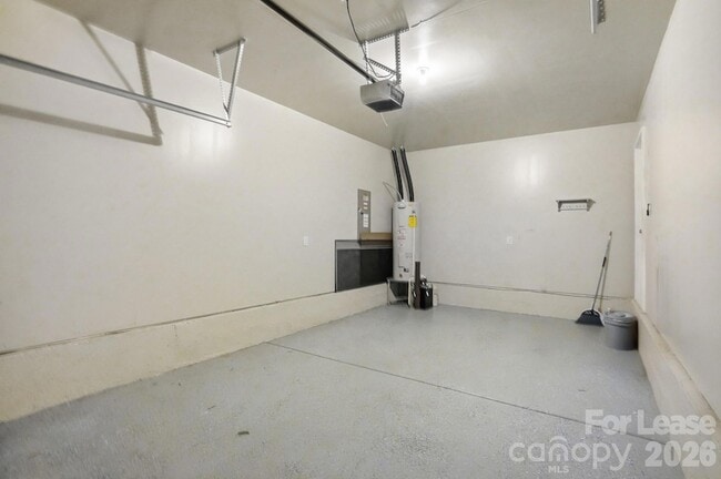 Building Photo - 7530 Fowler Springs Lane