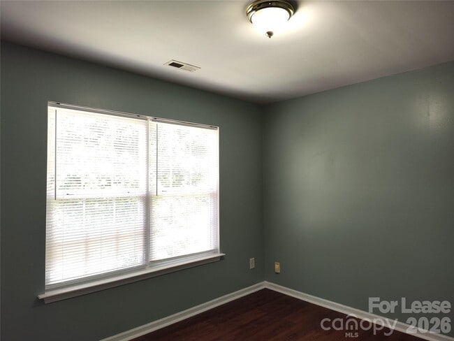 Building Photo - 5226 Beam Lake Dr