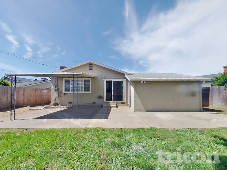 Building Photo - 500 Sonora Ave