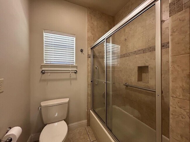 Building Photo - 3335 Hagen Lp