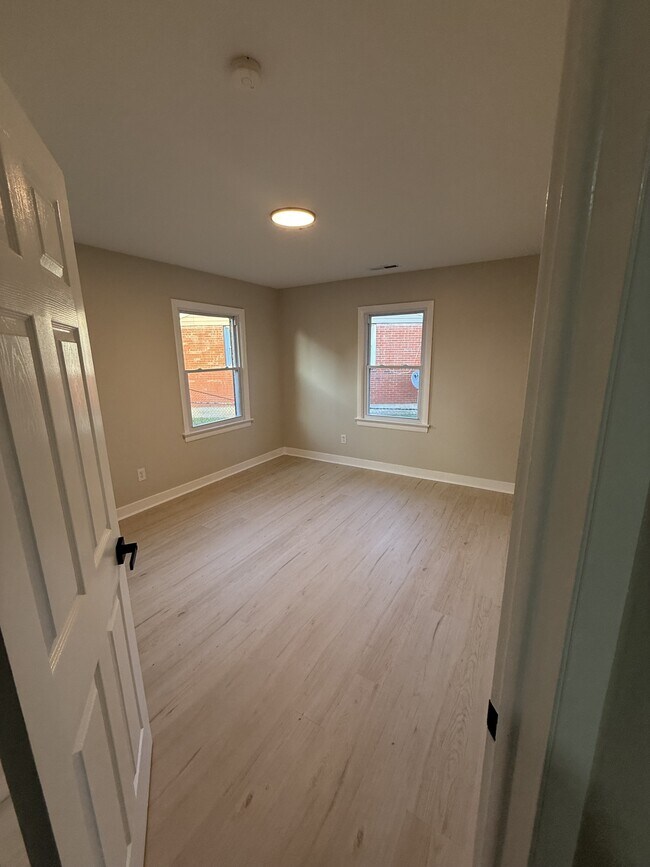 Building Photo - 1307 T St