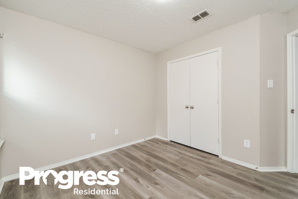 Building Photo - 2412 Ensenada Ln