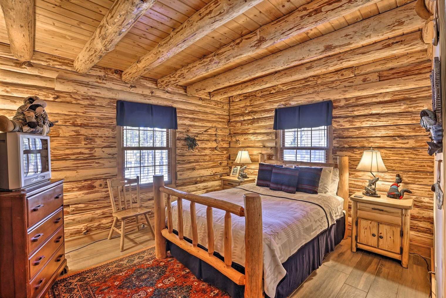 Building Photo - 351 Wilderness Dr