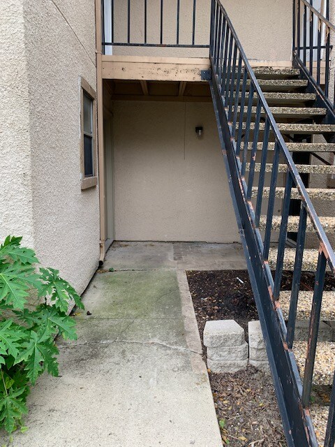 Building Photo - 8110 Skillman St